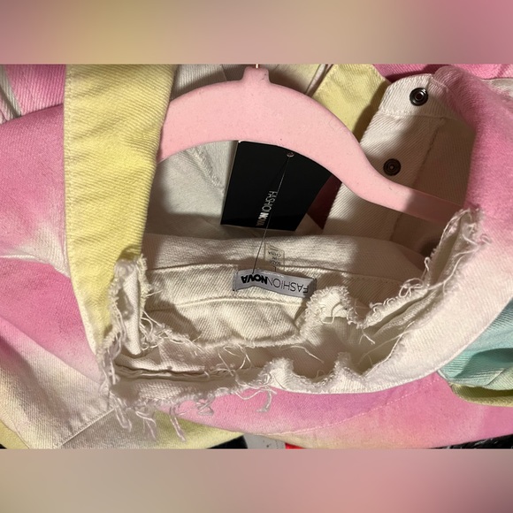 Fashion nova Really Out Here Tie Dye Denim Romper (L) - Picture 4 of 7